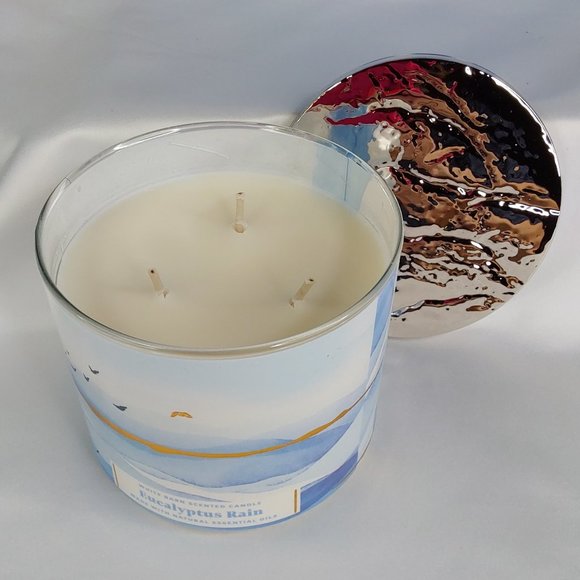 BATH & BODY WORKS 'EUCALYPTUS RAIN' 3-WICK SCENTED CANDLE - Picture 7 of 13